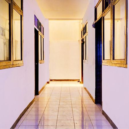 Oyo 93239 Arimbi 2 Hotel Бандунг Екстериор снимка