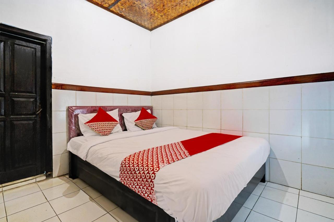 Oyo 93239 Arimbi 2 Hotel Бандунг Екстериор снимка